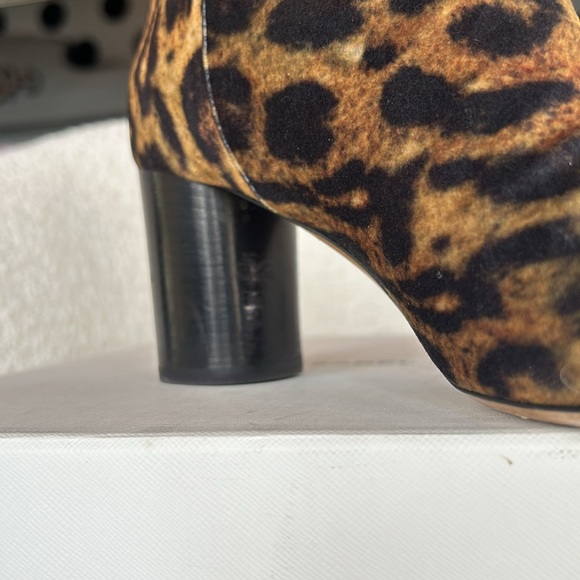Isabel Marant Leopard Print Velvet Ankle Boots SZ 8 - Picture 8 of 13